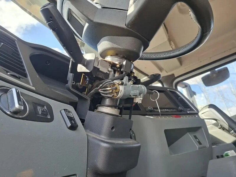 Shacman (Shaanxi) SX 8x4 Самосвал — фото 14