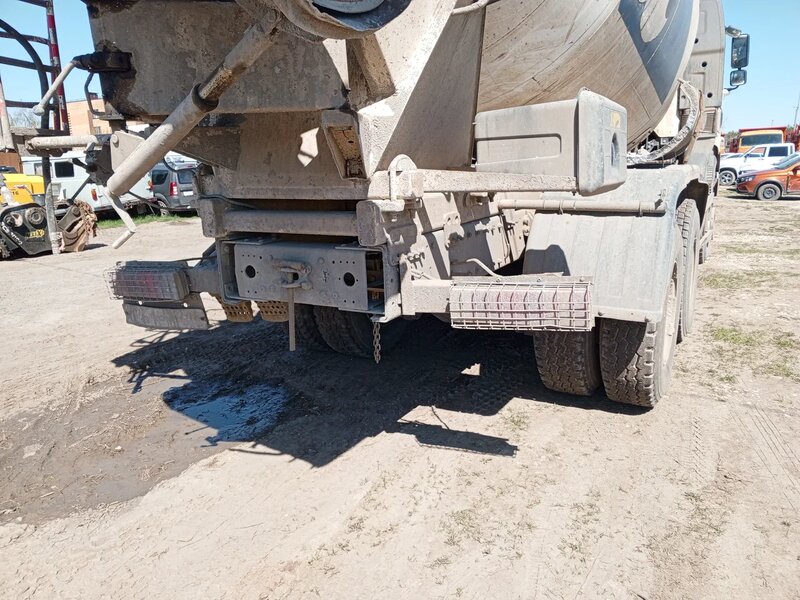 Автомастер 7047 на шасси FAW CA 3250 6x4 Автобетоносмеситель — фото 8