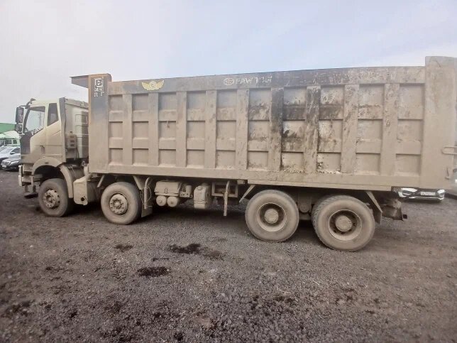 FAW CA 3310 8x4 Самосвал — фото 2