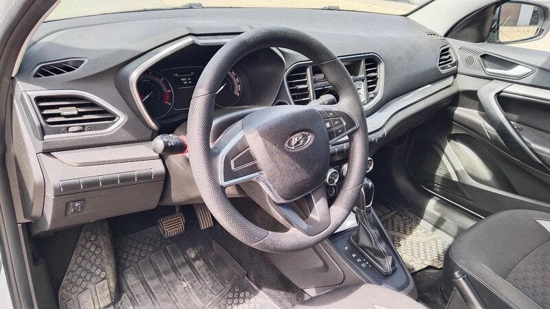 LADA VESTA SW — фото 11