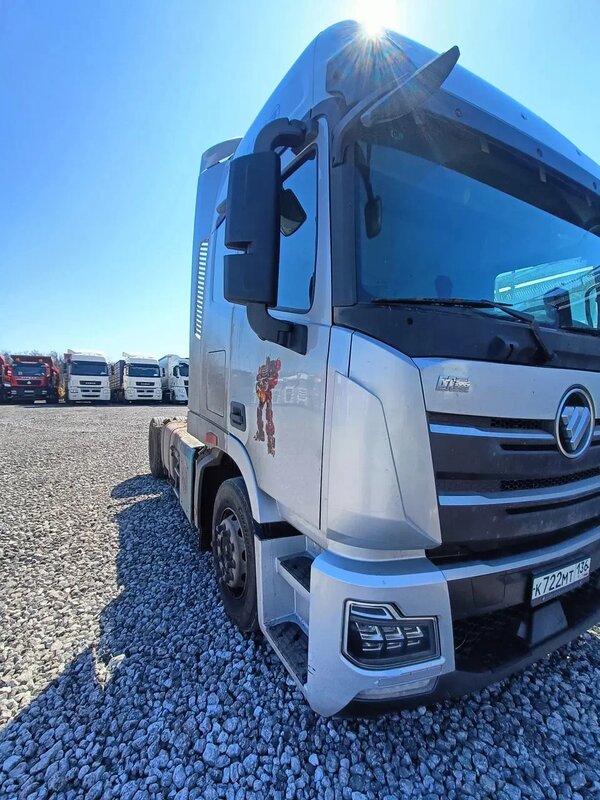 Foton AUMAN 4x2 Седельный тягач — фото 3