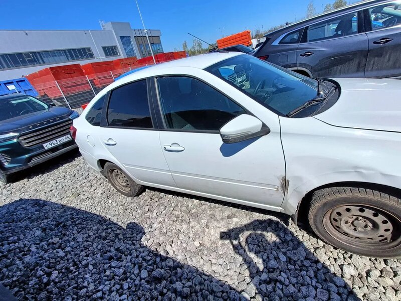 LADA GRANTA Лифтбек — фото 3