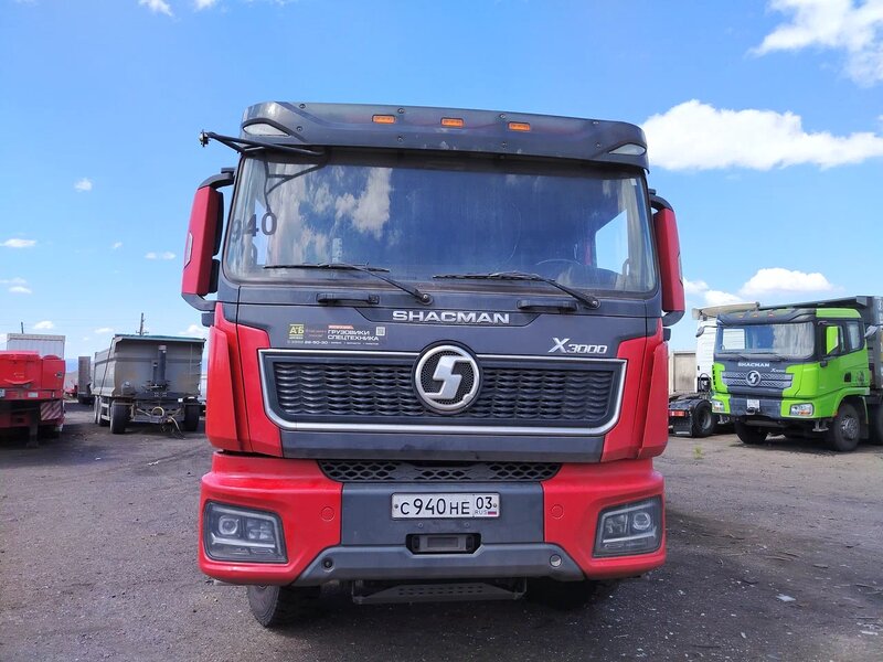 Shacman (Shaanxi) SX 8x4 Самосвал — фото 1