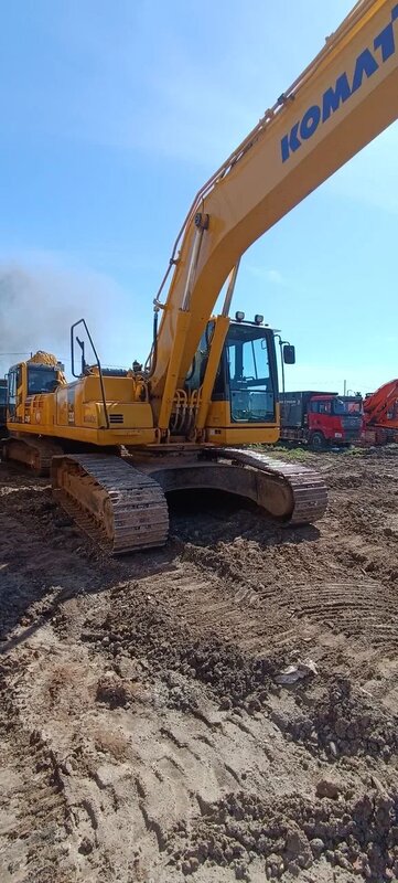KOMATSU PC 220 Экскаватор — фото 2