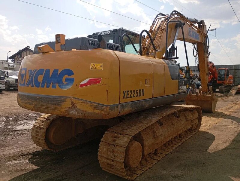 XCMG XE225 Экскаватор — фото 5