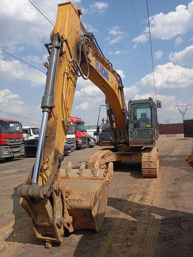 XCMG XE225 Экскаватор