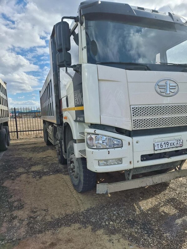 FAW CA 3310 8x4 Самосвал — фото 3