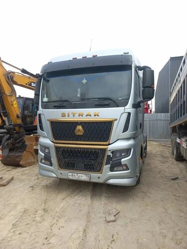 SITRAK C7H 4x2 Седельный тягач