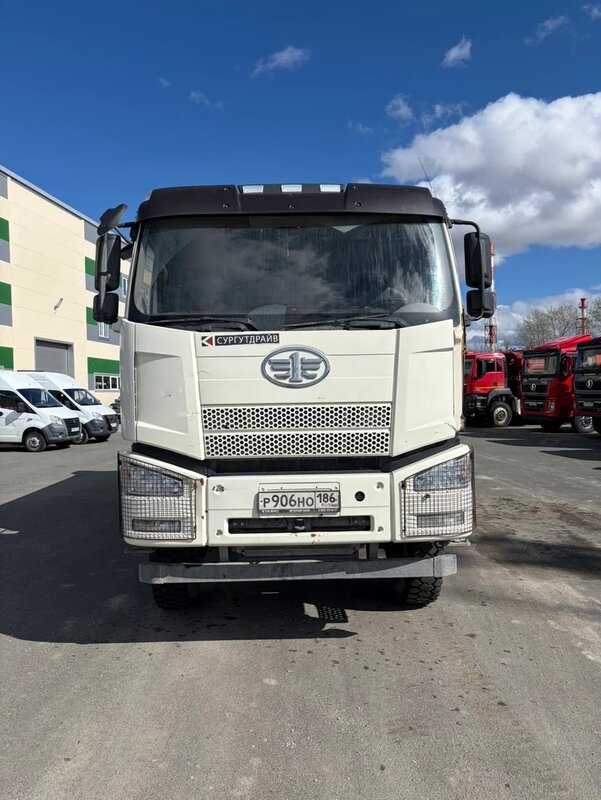 FAW J6 6x6 Самосвал — фото 1
