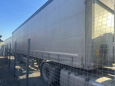 Schmitz Cargobull SCS Полуприцеп шторный — фото 3