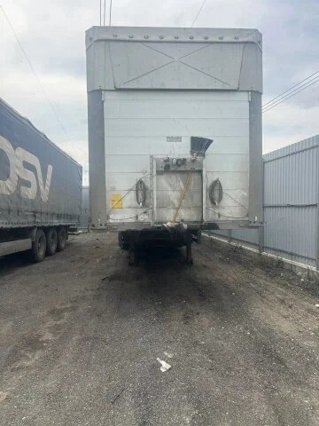 Schmitz Cargobull SCS Полуприцеп шторный