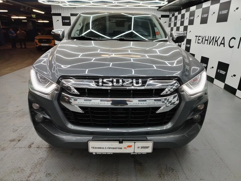 Isuzu D-Max — фото 1