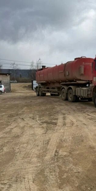 УралСпецТранс 9465 Полуприцеп цистерна — фото 1