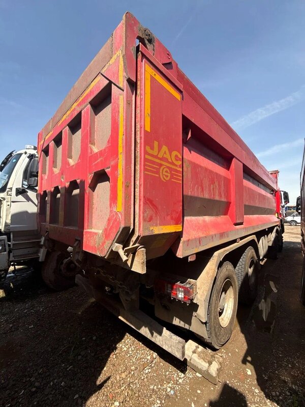 JAC N410 8x4 Самосвал — фото 7