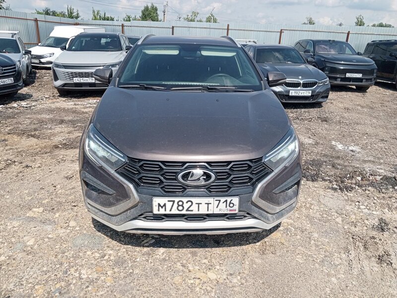 LADA VESTA SW Cross — фото 1
