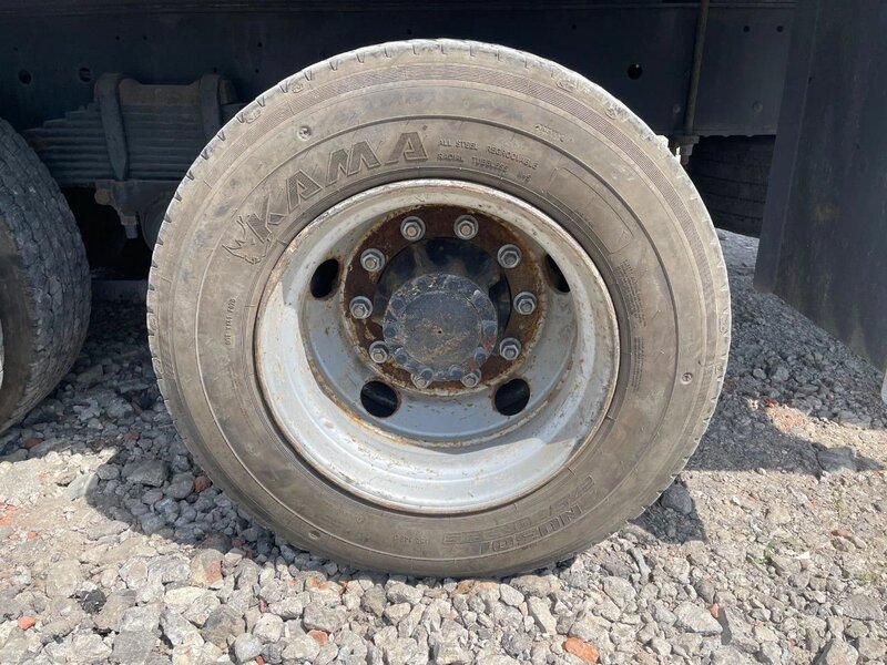 Isuzu Giga 6x4 Автовышка — фото 12
