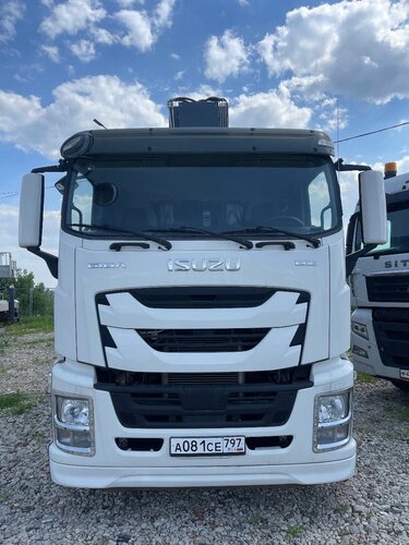 Isuzu Giga 6x4 Автовышка