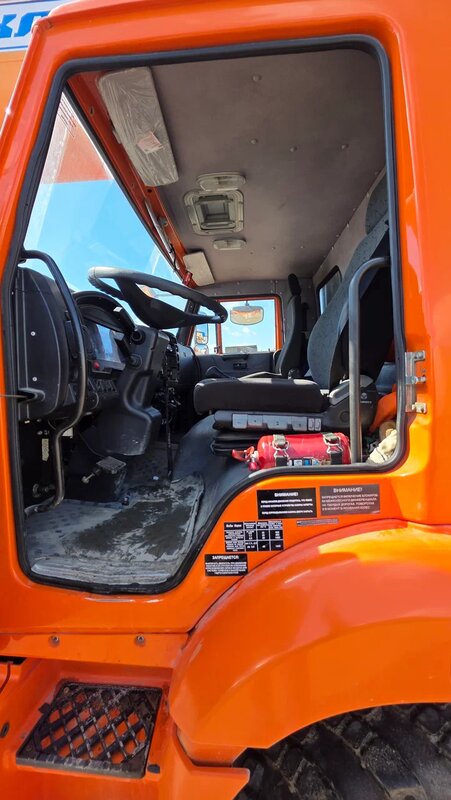 Клинцовский автокрановый завод (КАЗ) КС-55713 на шасси КамАЗ 43118 6x6 Автокран — фото 8