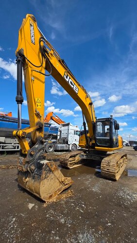 JCB JS 205 Экскаватор