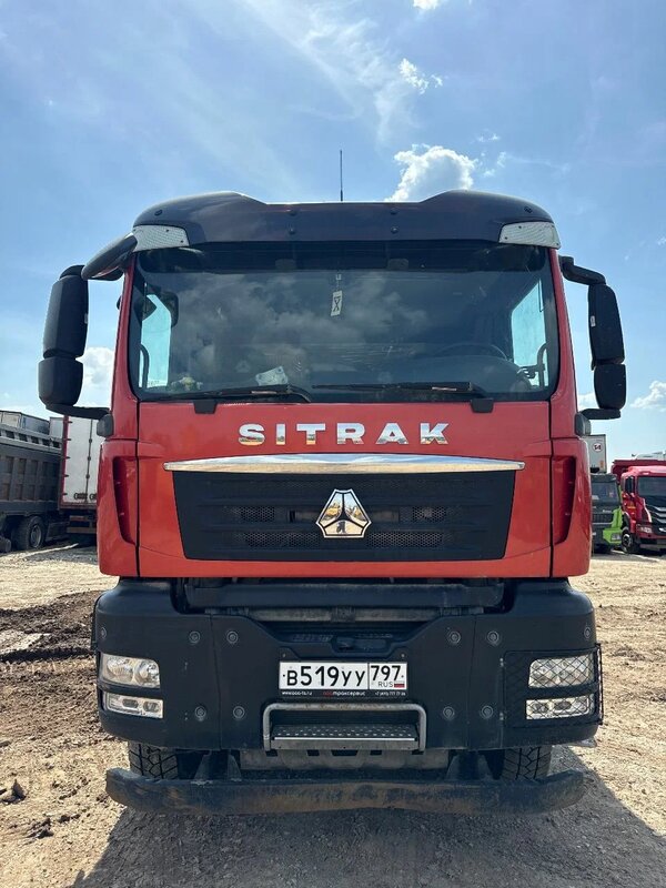 SITRAK C7H 8x4 Самосвал — фото 1