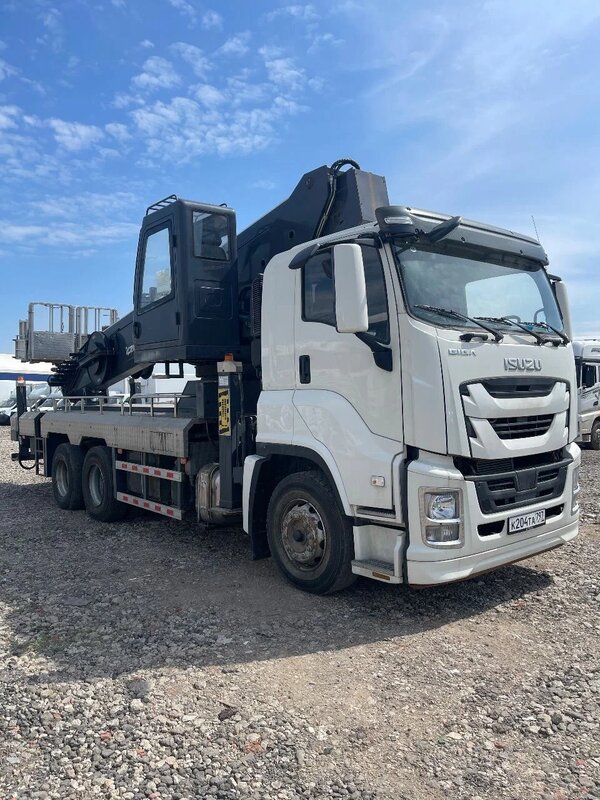 Isuzu Giga 6x4 Автовышка — фото 3