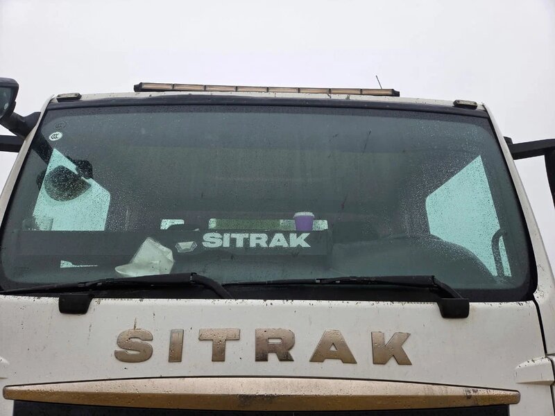 SITRAK C7H 8x4 Автобетононасос — фото 9