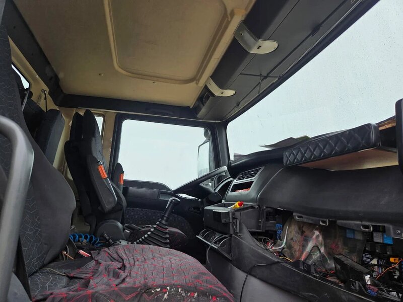 SITRAK C7H 8x4 Автобетононасос — фото 10