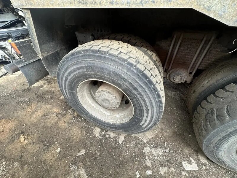 Shacman (Shaanxi) SX 8x4 Самосвал — фото 11