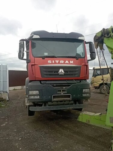 SITRAK C7H 8x4 Самосвал