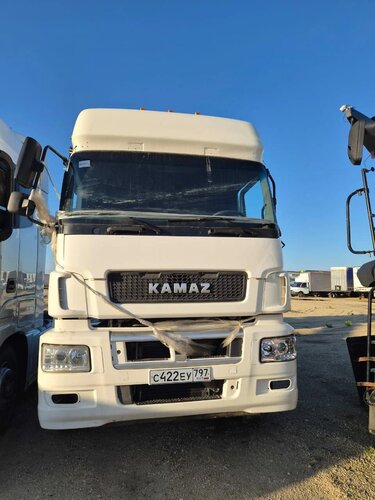 КамАЗ 5490 4x2 Седельный тягач