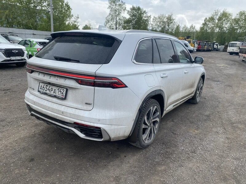 Geely Monjaro — фото 4