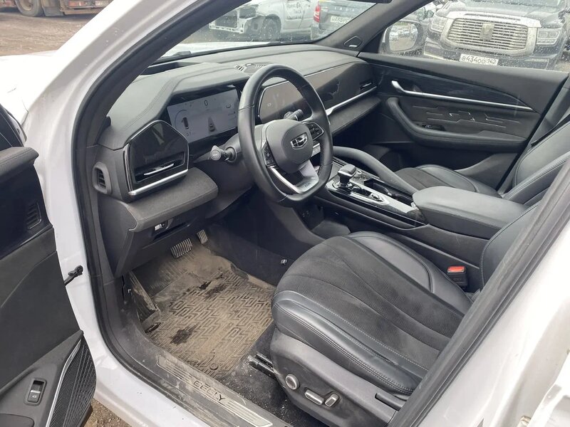 Geely Monjaro — фото 6