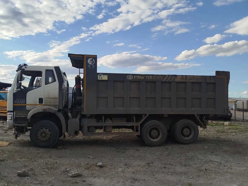 FAW J6 6x4 Самосвал — фото 5