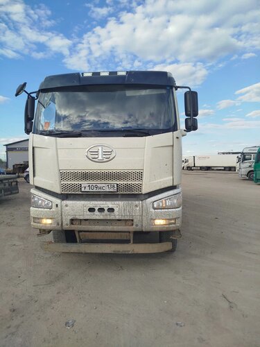 FAW J6 6x4 Самосвал