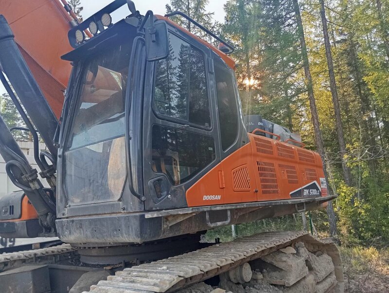 Doosan DX530 Экскаватор — фото 2