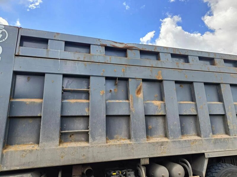 Shacman (Shaanxi) SX 8x4 Самосвал — фото 5
