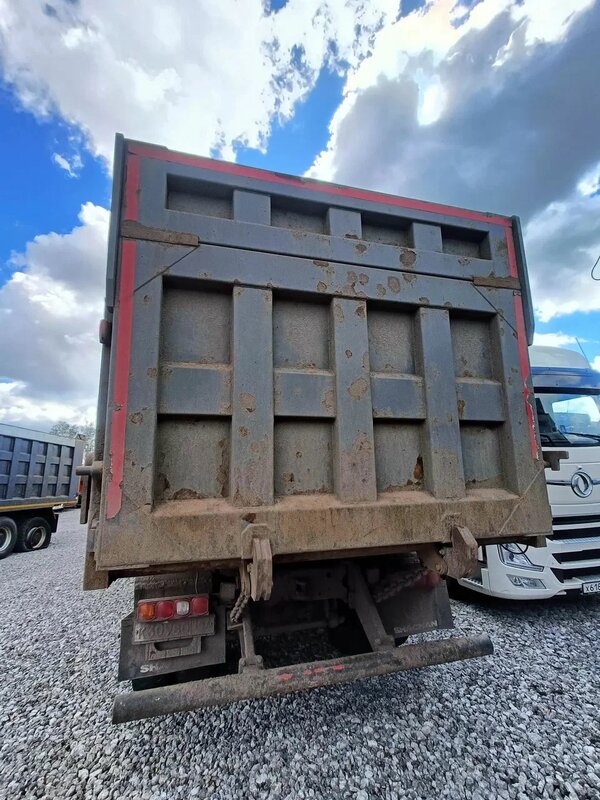Shacman (Shaanxi) SX 8x4 Самосвал — фото 9
