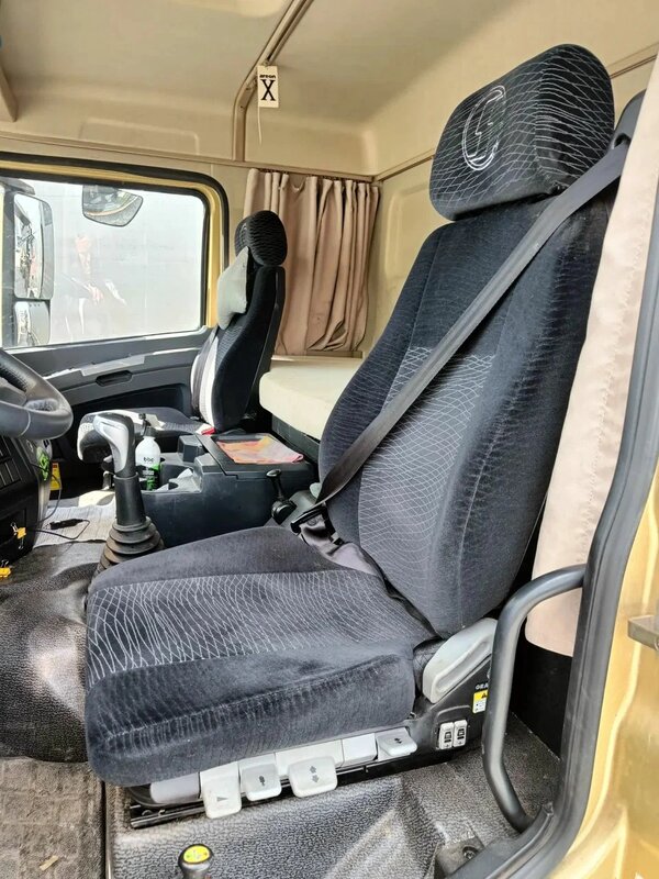 Shacman (Shaanxi) SX 8x4 Самосвал — фото 11