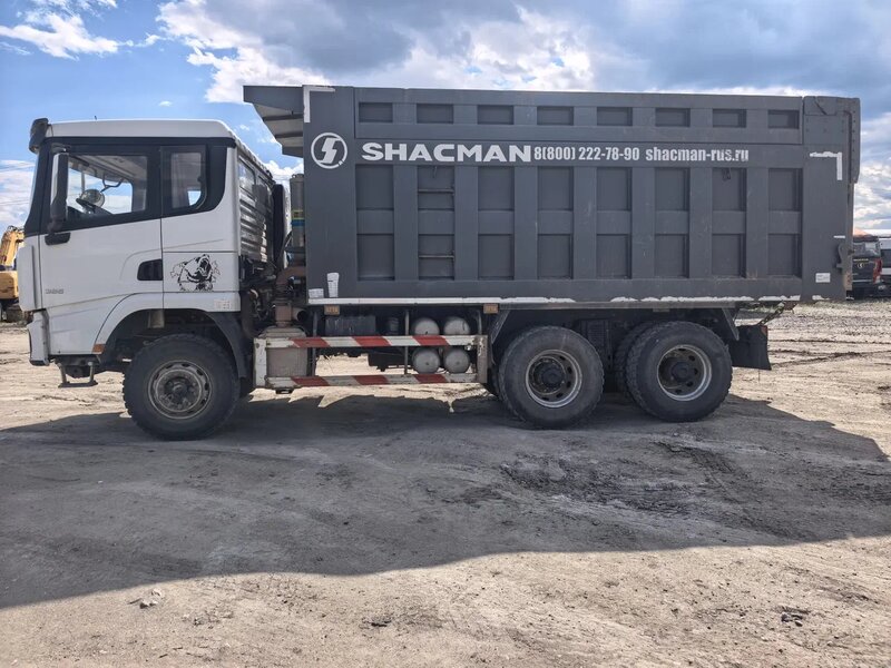 Shacman (Shaanxi) SX 6x4 Самосвал — фото 2