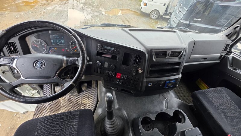 Shacman (Shaanxi) SX 6x4 Самосвал — фото 8