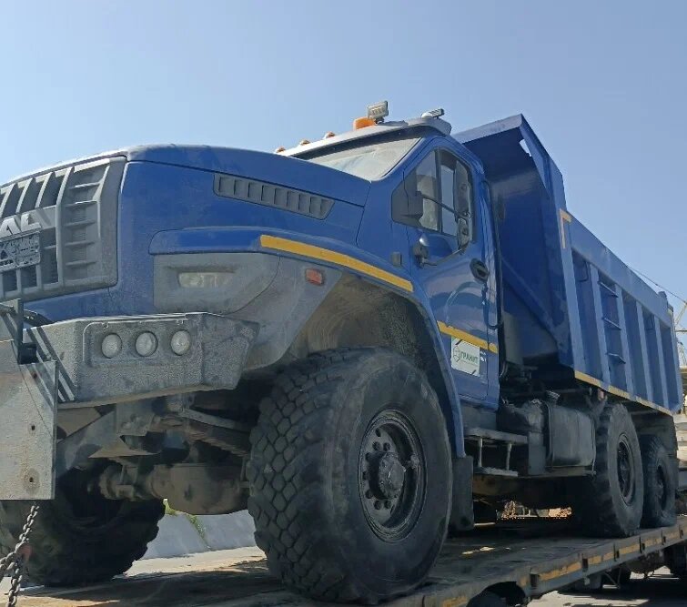 Ural NEXT 5557 6x6 Самосвал — фото 2
