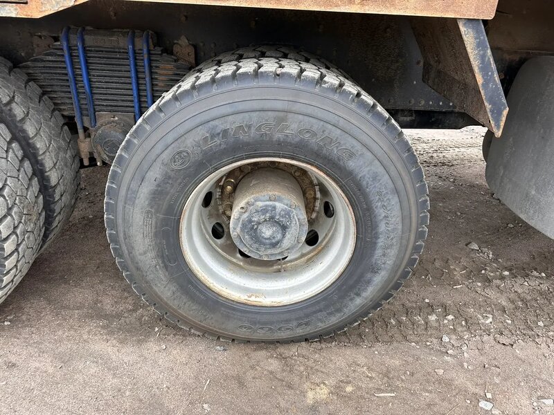 Shacman (Shaanxi) SX 8x4 Самосвал — фото 14