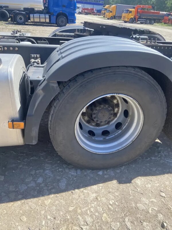 Volvo FM 6x2 Седельный тягач — фото 14