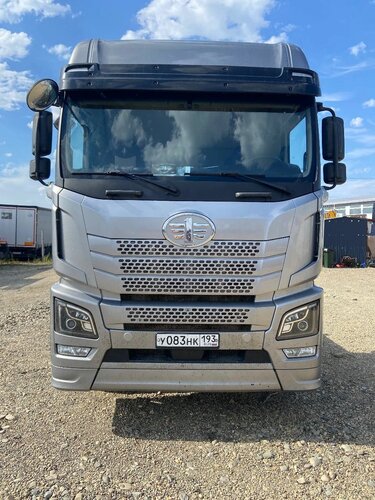FAW JH6 6x4 Седельный тягач