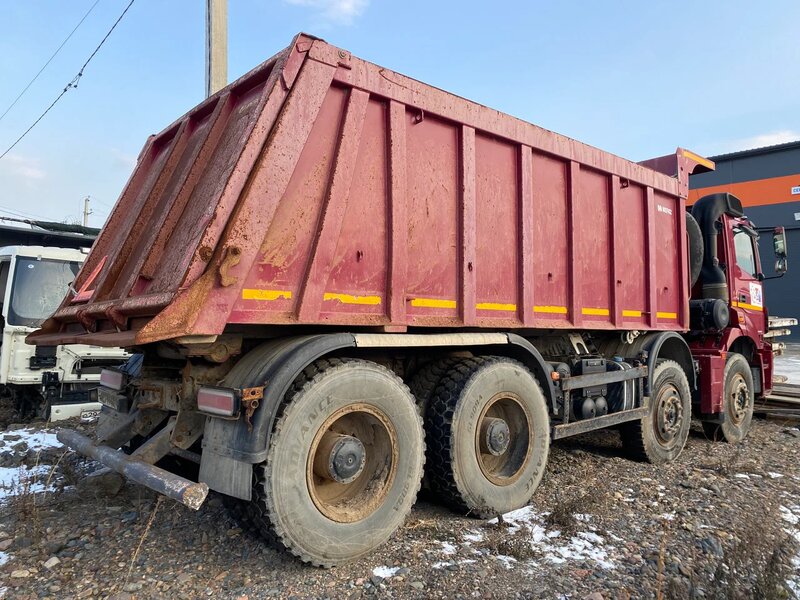 КамАЗ 65801 8x4 Самосвал — фото 11